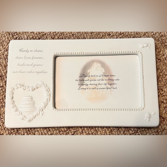 Russ Porcelain Wedding Photo Frame Cake Cutting 4x6 Bride Groom Marriage Gift - Picture 1 of 7